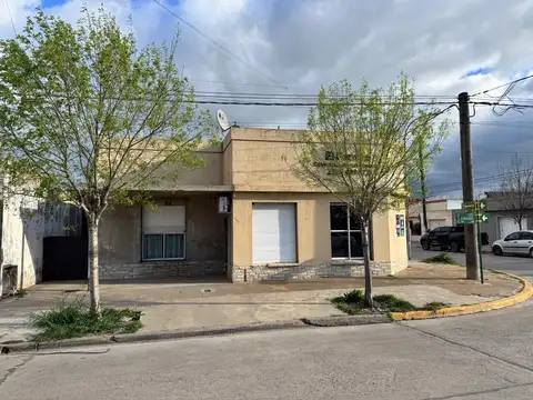 A refaccionar casa – ideal desarrollo comercial – mixto buenos aires, lobos