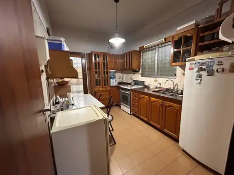 Venta casa 4 ambientes c/ parrilla y cochera - villa iglesias , jose c paz