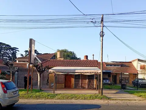 Casa 2 amb.   local | cochera p/ 3 autos y jardín-apto credito-quilmes oeste