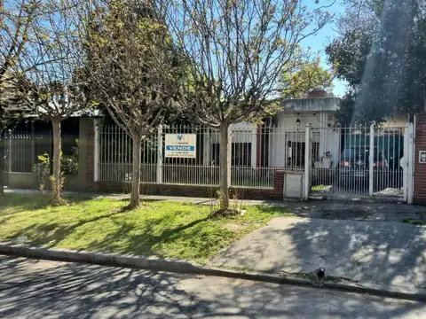 Se vende casa de dos dormitorios en san antonio de padua