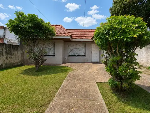 Casa 4 ambientes venta monte grande amplio lote