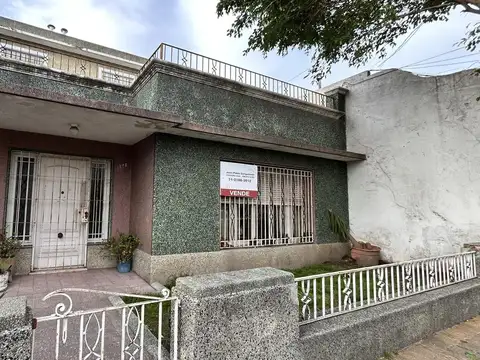 Casa 3 amb   monoamb. venta en ramos mejia, gba oeste