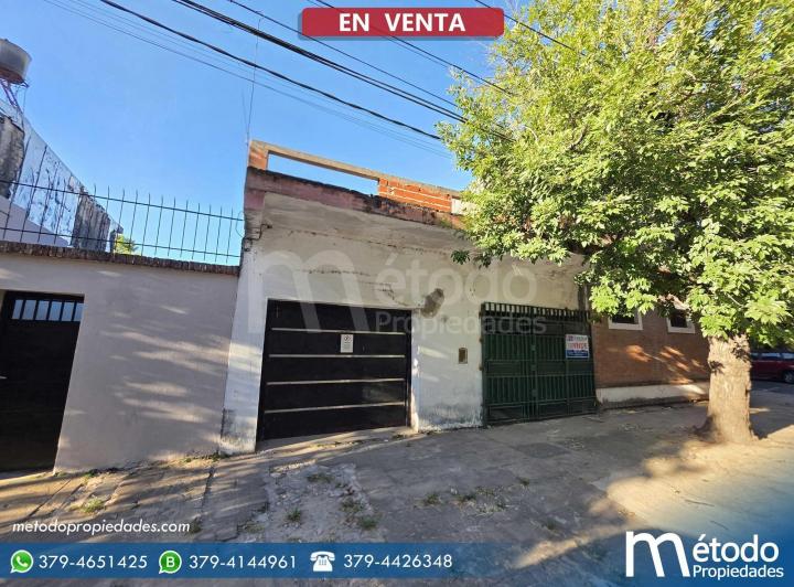 Casa · 210m² · 3 Dormitorios · 2 Cocheras