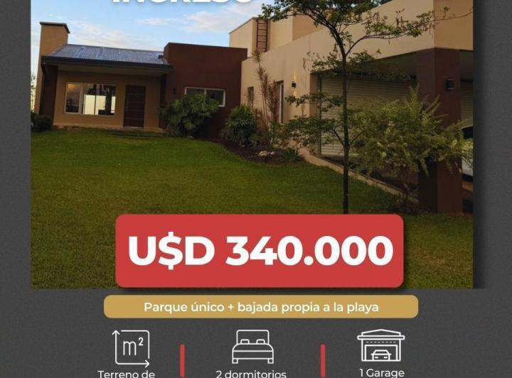 Casa · 219m² · 4 Ambientes · 2 Cocheras