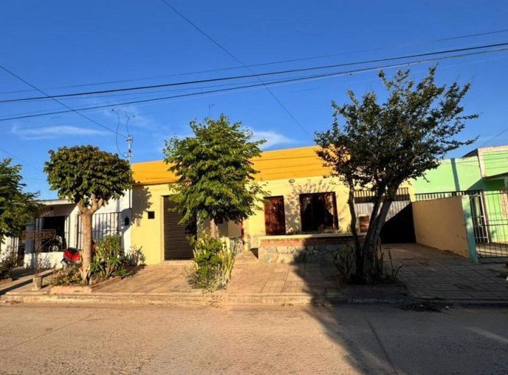 Casa · 157m² · 5 Ambientes · 1 Cochera