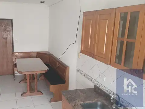 Venta departamento 1° piso lanus  con patio y terraza