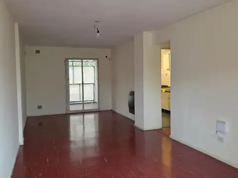 Departamento de 4 ambientes, barrio policial, padua