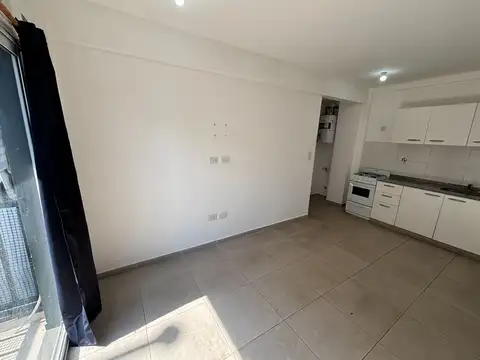 Venta 2 ambientes caseros balcon bajas exp
