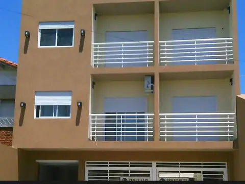 Dpto venta monoamb c/balcon centro de ramos mejia