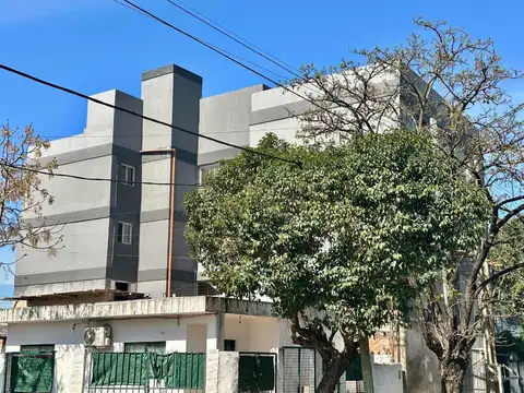Departamento 2 ambientes en venta en monte grande