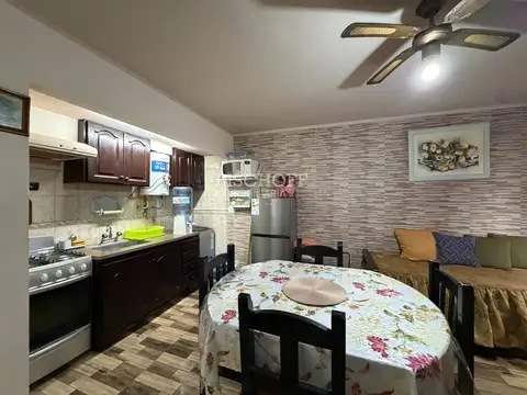 Departamento 2 ambientes reciclado en planta baja, a metros del mar