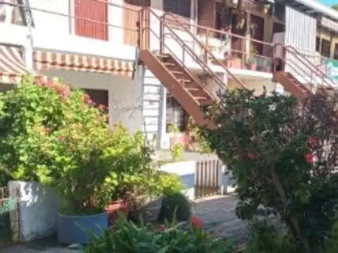 Monoambiente en primer piso en munro
