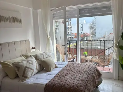 Departamento al frente ambiente y medio reciclado aldrey