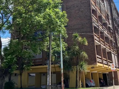 Departamento monoambiente amplio- castelar sur