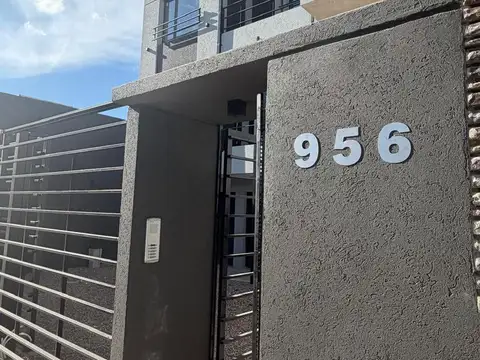 Departamento en villa luzuriaga
