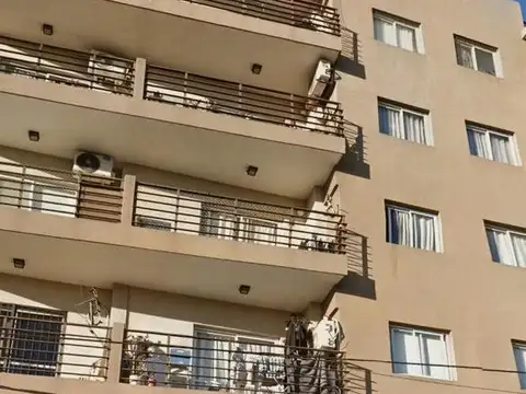 Venta departamento dos amb. haedo noprte