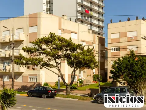 Hermoso y espacioso departamento - c990
