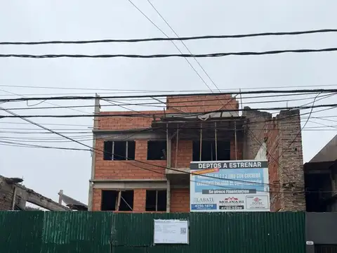 Departamento en  complejo de 7 unidades
