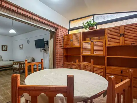 Venta depto 2 ambientes con cochera miramar