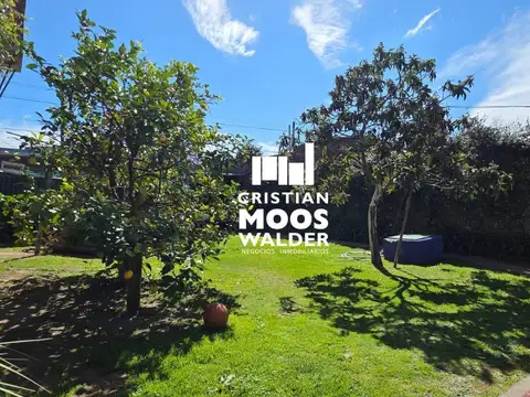 2 locales con vivienda en escobar