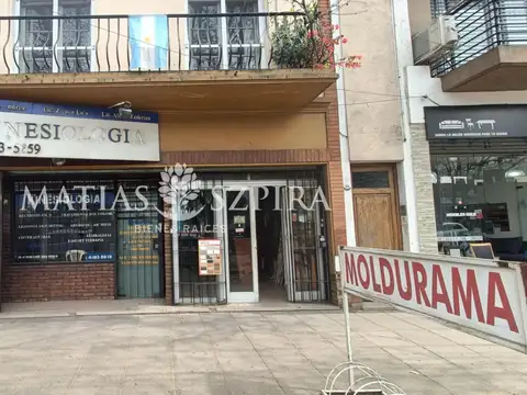 Local en castelar sur