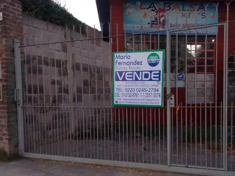 Locales con viviendas en venta , facilidades  laferrere