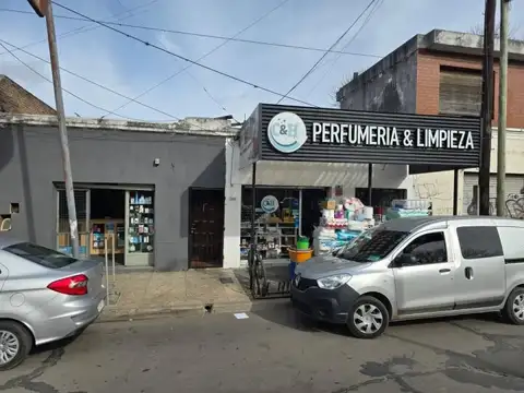 3 locales y 2 departamentos  - monte grande