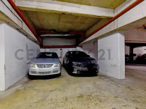 Venta cochera cubierta 12m2 en caseros