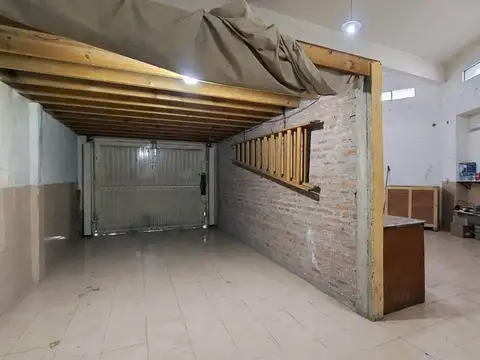Venta galpon/taller ubicacíón e ingreso vehicular