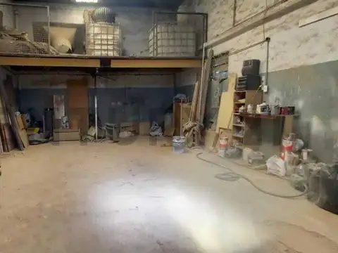 Venta galpon uso industrial en josé león suárez - evalua permuta
