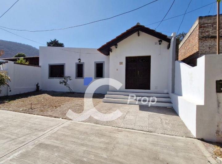 Casa · 128m² · 5 Ambientes · 1 Cochera