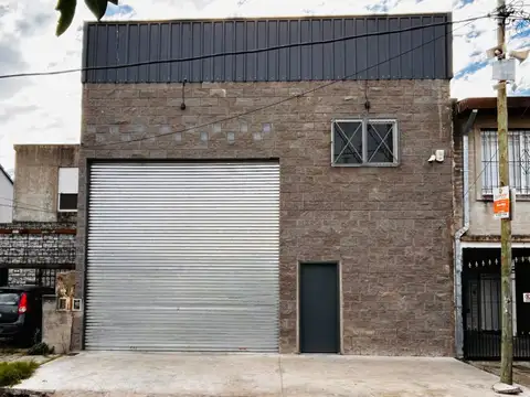 Depósito a estrenar en venta en villa madero