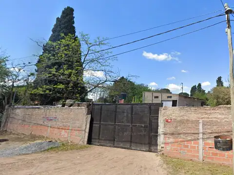 Galpón con terreno en venta en monte grande