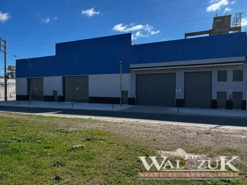 Alquila galpón industrial de 2.100 metros