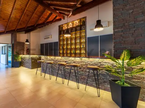 Venta propiedad comercial / salon de fiestas / inversión – lote 1.896 m² – ituzaingó
