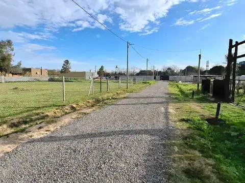 Venta lote 591 m2 luz agua barrio cerrado cañuelas