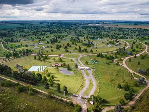 Lote en mirabosques