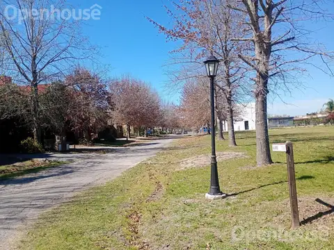 Venta - lote central de 960 m2 - b° privado cardales village - con escritura -
