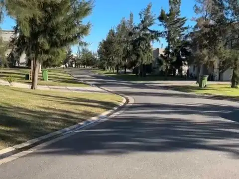 Venta lote en el naudir orientación norte