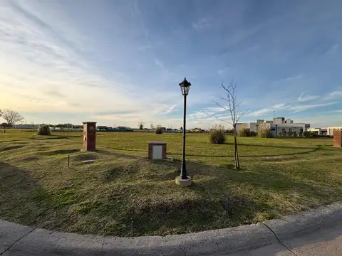 Venta lote interno barrio san simon