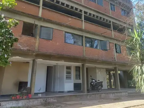 Alquiler duplex con cochera en p.b. -expensas baja