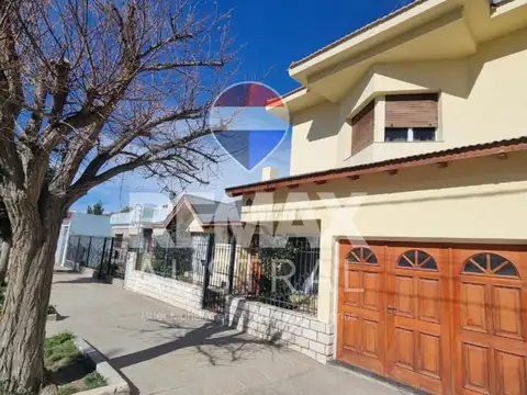 Casa av.portugal 4 dormitorios