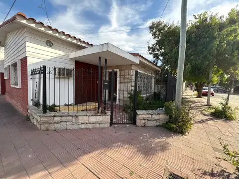 Venta casa esquina 3 dorm crisol sud