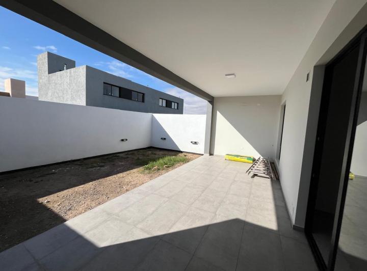 Casa · 125m² · 4 Ambientes · 1 Cochera