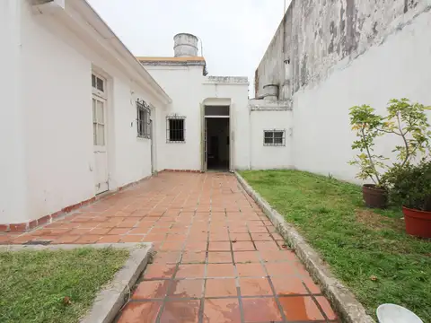 Casa villa devoto 242,48 m2 totales. canje 100%