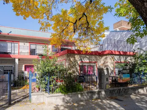 Venta casa 5 amb con coch villa devoto permuta