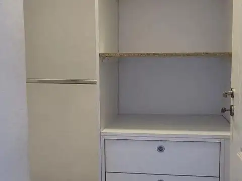 Super oportunidad- depto 3 amb en zona centrica caseros-avsm