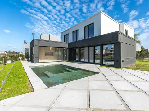 Magnífica casa a laguna en laguna grande 4 suites
