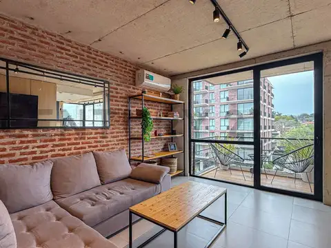 Venta semipiso 3 ambientes contrafrente abierto en roca 1700 - con cochera fija y terraza propia