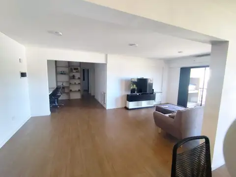 Venta departamento y cochera cubierta